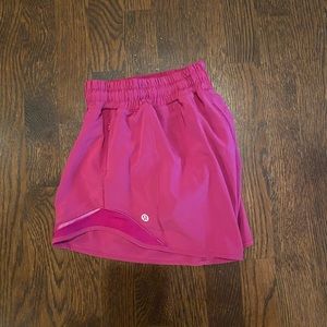 Hotty Hot size 6, 4” inseam